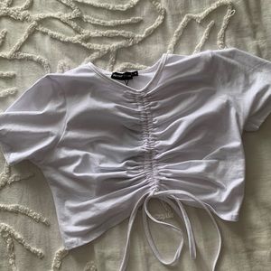 Pretty Little Thing - White Scrunch Crop Top
